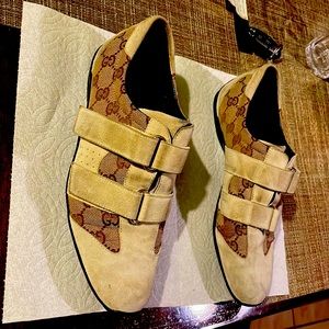 gucci shoes perfect condition 3 wears extremely comfortable and comfort European